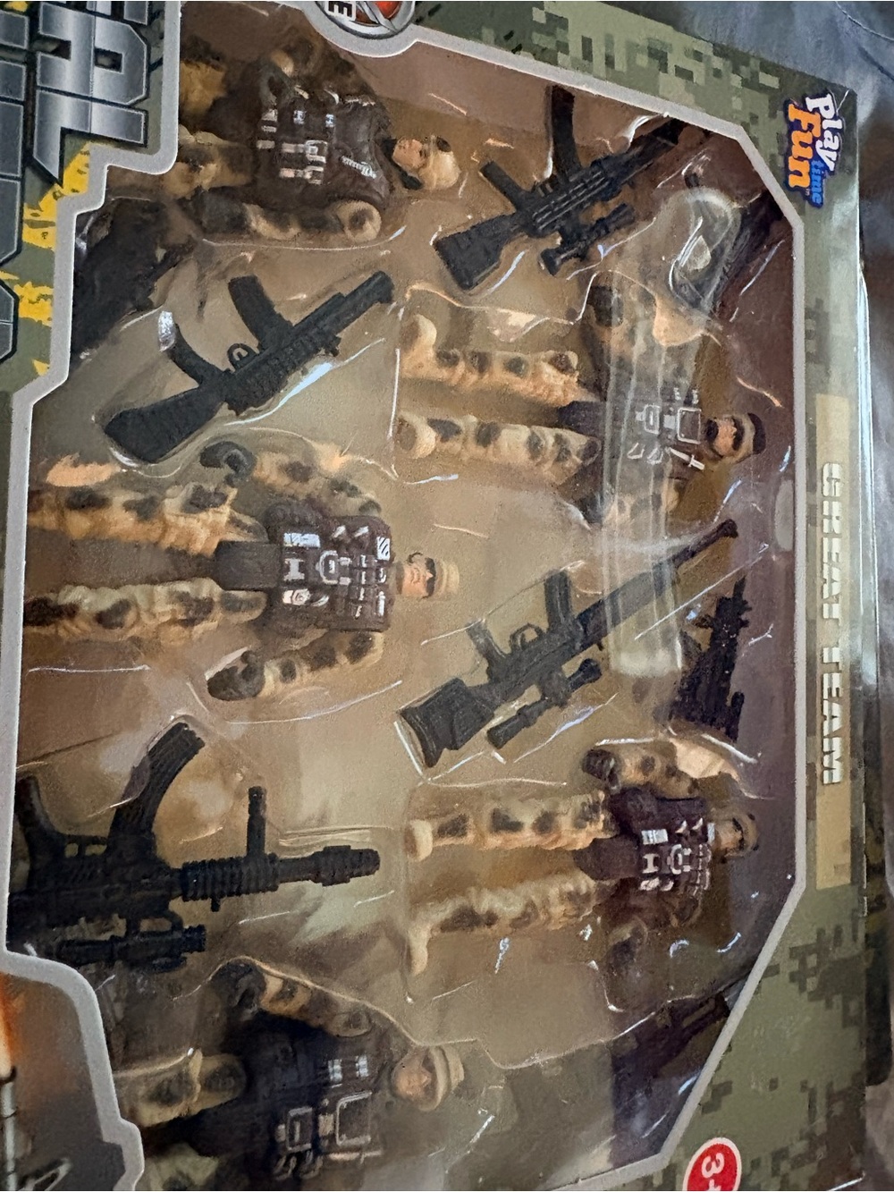 Military Action Figures Set - Desert & Green - Picture 4 of 5